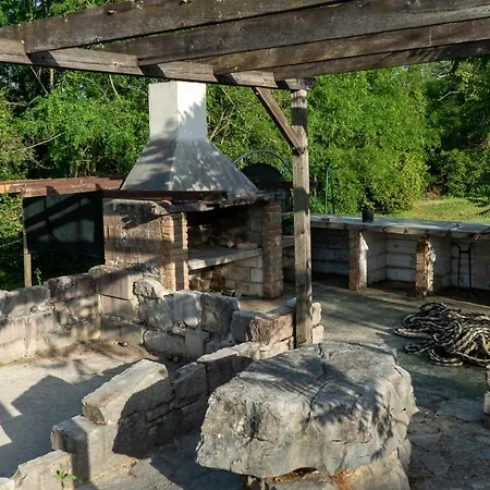 빌라 Julijud, Heated Pool, Jacuzzi, Dome And Sauna
