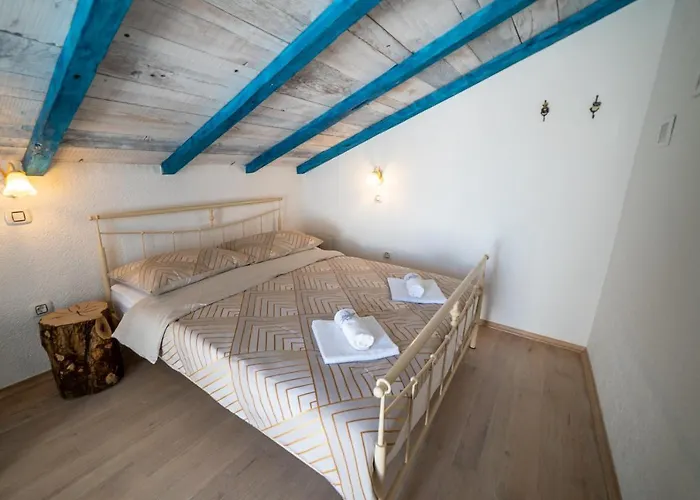 Villa Julijud, Heated Pool, Jacuzzi, Dome And Sauna