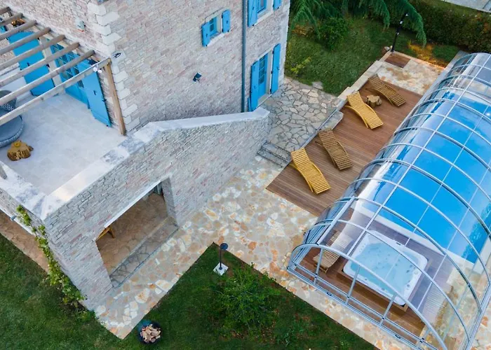 Julijud, Heated Pool, Jacuzzi, Dome And Sauna Villa