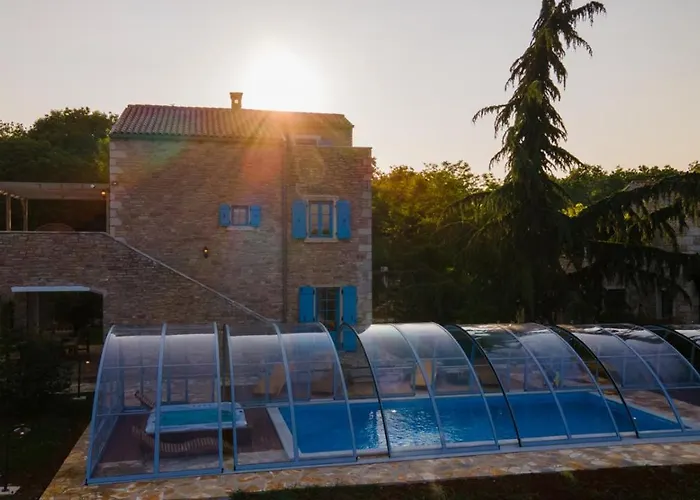 Julijud, Heated Pool, Jacuzzi, Dome And Sauna